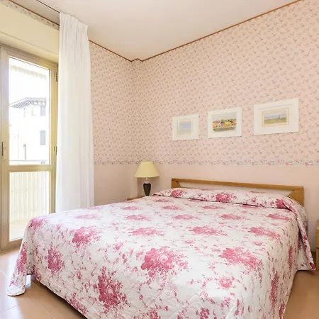 In Lignano 21640 Apartment
